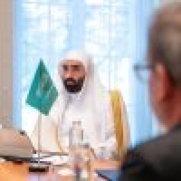 بحثا سبل تعزيز العلاقات وأوجه التعاون القضائي النائب العام يلتقي المدعي العام للاتحاد السويسري في بيرن بحثا سبل تعزيز العلاقات وأوجه التعاون القضائي النائب العام يلتقي المدعي العام للاتحاد السويسري في بيرن