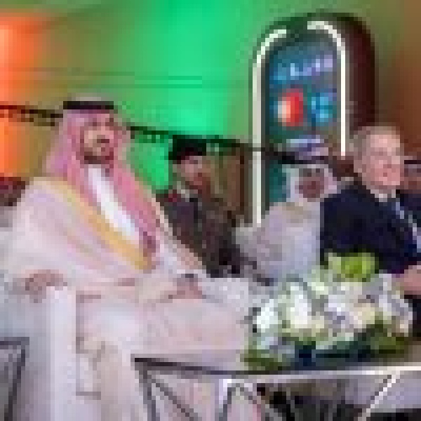 نائب أمير الشرقية يرعى ملتقى الشراكة والاستثمار السعودي البرتغالي نائب أمير الشرقية يرعى ملتقى الشراكة والاستثمار السعودي البرتغالي