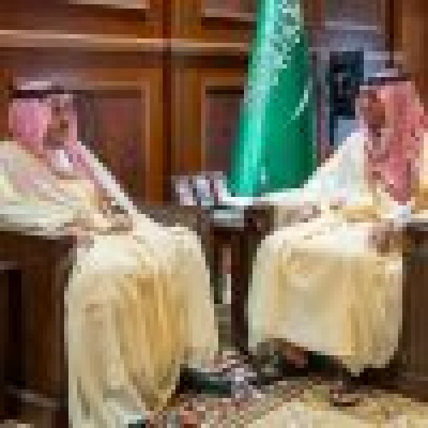 بمناسبة تكليفه حديث ا نائب أمير حائل يستقبل مدير مركز التلفزيون بالمنطقة