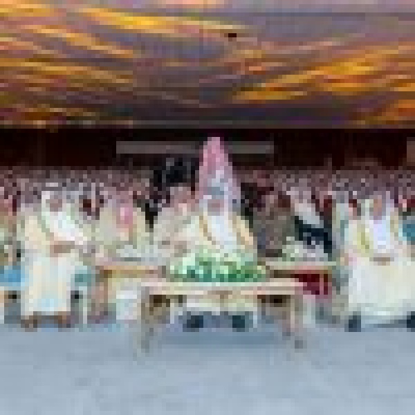أمير المنطقة الشرقية يرعى حفل تخريج 1390 خريج ا من كليات ومعاهد الهيئة الملكية بالجبيل
