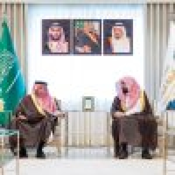 النائب العام يستقبل وزير التجارة ويبحثان س بل حماية الاقتصاد الوطني من الممارسات التجارية المخالفة