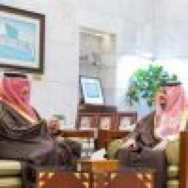 نائب أمير الرياض يستقبل مدير فرع وزارة البيئة والمياه والزراعة بالمنطقة ويط لع على جهوده في مجالات الرقابة والامتثال نائب أمير الرياض يستقبل مدير فرع وزارة البيئة والمياه والزراعة بالمنطقة ويط لع على جهوده في مجالات الرقابة والامتثال