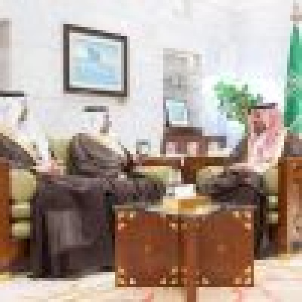 اطلع على مشاريعها بالمنطقة نائب أمير الرياض يستقبل نائب وزير البيئة والمياه والزراعة وعدد ا من مسؤولي الوزارة اطلع على مشاريعها بالمنطقة نائب أمير الرياض يستقبل نائب وزير البيئة والمياه والزراعة وعدد ا من مسؤولي الوزارة