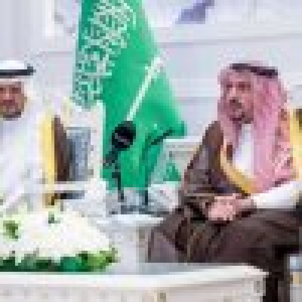 أمير القصيم يؤكد أهمية تعزيز الوعي بالأمن السيبراني