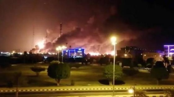 الرئاسة تدين استهداف المملكة العربية السعودية ومقدساتها الرئاسة تدين استهداف المملكة العربية السعودية ومقدساتها