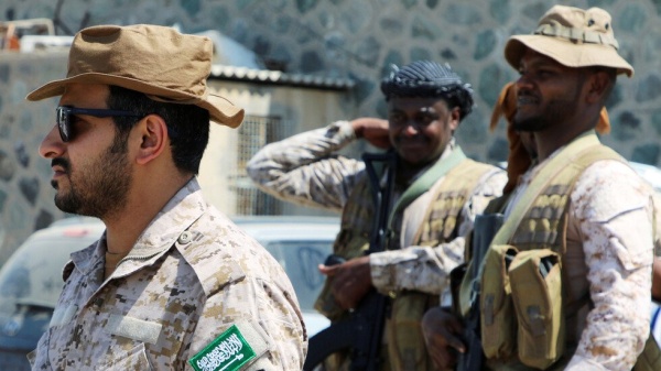 الانتقالي يرفض الطوارئ ومخاوف من جر الحوثيين توتر بعدن مع قرار السعودية إسقاطها