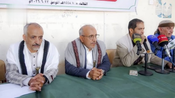 القطاع التربوي في إب يحيي ذكرى استشهاد الإمام الحسين عليه السلام القطاع التربوي في إب يحيي ذكرى استشهاد الإمام الحسين عليه السلام