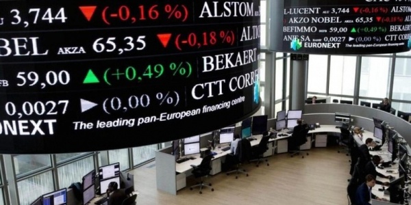 هبوط الأسهم الأوروبية لأدنى مستوى في أسبوعين وسط تصاعد التوترات الإقليمية هبوط الأسهم الأوروبية لأدنى مستوى في أسبوعين وسط تصاعد التوترات الإقليمية