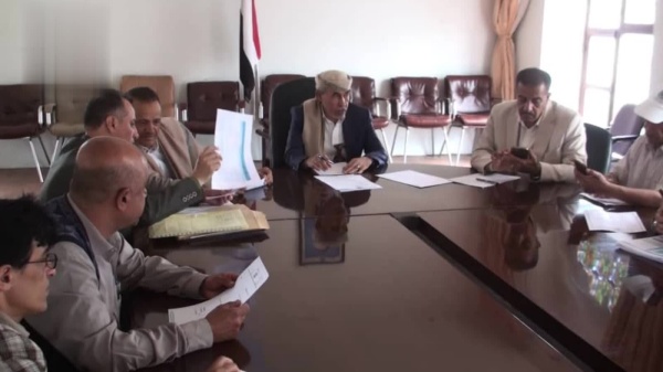 اجتماع في إب يناقش تقارير إنجاز المشاريع وخطط تطوير الأداء اجتماع في إب يناقش تقارير إنجاز المشاريع وخطط تطوير الأداء