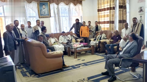 الجلال يتفقد الانضباط الوظيفي بديوان اللجنة العليا للانتخابات عقب إجازة عيد الأضحى الجلال يتفقد الانضباط الوظيفي بديوان اللجنة العليا للانتخابات عقب إجازة عيد الأضحى