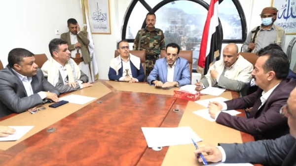 وزير المالية يؤكد أهمية تعزيز الشراكة بين الإدارة الضريبية والجمركية والمكلفين وزير المالية يؤكد أهمية تعزيز الشراكة بين الإدارة الضريبية والجمركية والمكلفين