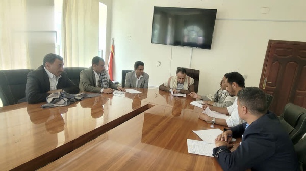 اجتماع في حجة يناقش الانتقال إلى المسار الميداني لتطبيق مدونة السلوك الوظيفي اجتماع في حجة يناقش الانتقال إلى المسار الميداني لتطبيق مدونة السلوك الوظيفي