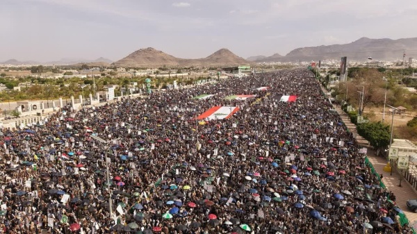 استنفار يماني مليوني غضبا لمكة والكعبة المشرفة ورفضا لأي إساءة بحق المقدسات استنفار يماني مليوني غضبا لمكة والكعبة المشرفة ورفضا لأي إساءة بحق المقدسات
