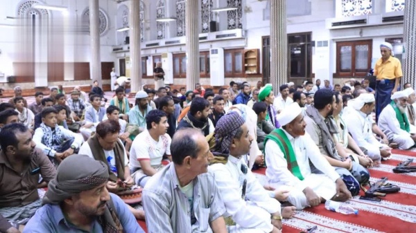 ندوة في الحديدة بذكرى عاشوراء ندوة في الحديدة بذكرى عاشوراء