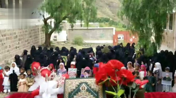 فعالية ووقفة نسائية في الحيمة الداخلية إحياء لذكرى استشهاد الإمام الحسين