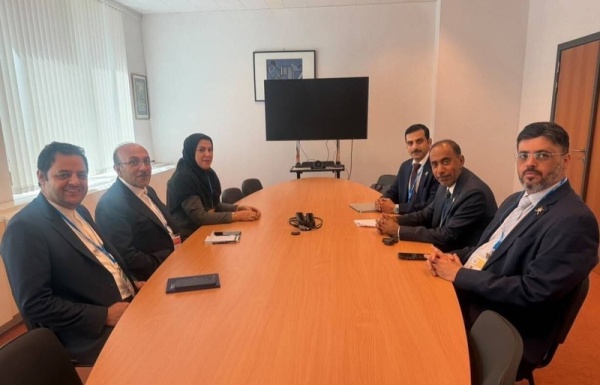 إيران وع مان تتفقان على تشكيل لجنة مشتركة لتنفيذ الاتفاقية الجمركية