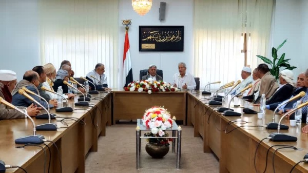 الراعي يلتقي أمين اتحاد البرلمانيين اليمنيين وعدد ا من أعضاء مجلس النواب السابقين