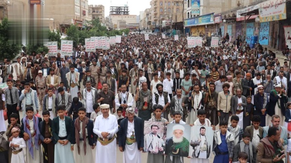 مسيرات جماهيرية في الضالع تأييد ا لمعادلة الحصار بالحصار والتصعيد بالتصعيد