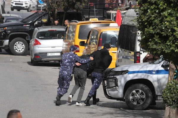 الأمم المتحدة تطالب أجهزة السلطة بوقف التعذيب وسوء معاملة المحتجزين الفلسطينيين الأمم المتحدة تطالب أجهزة السلطة بوقف التعذيب وسوء معاملة المحتجزين الفلسطينيين