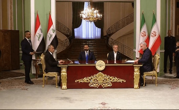 توقيع 4 وثائق تعاون بين العراق وإيران توقيع 4 وثائق تعاون بين العراق وإيران