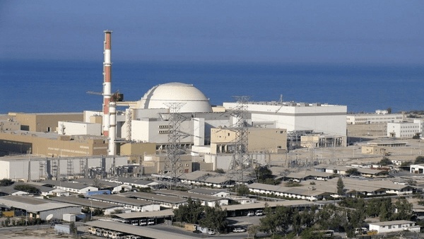 إيران تنفي وقوع هجوم على محطة بوشهر النووية إيران تنفي وقوع هجوم على محطة بوشهر النووية
