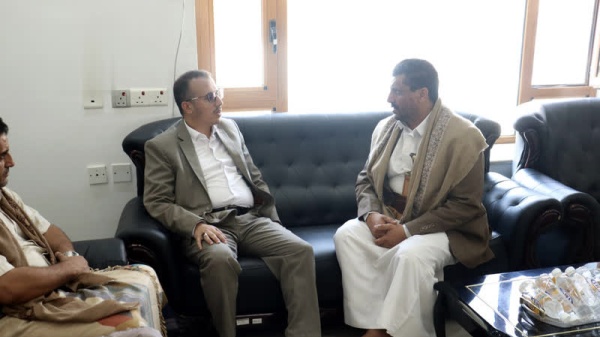 لقاء في صنعاء يناقش التعاون بين الضرائب والجمارك ووزارة التربية