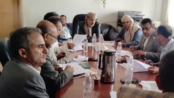 اجتماع يناقش أعمال فريق تقييم مستوى تطوير وتبسيط الإجراءات بالوحدات التابعة لوزارة النفط اجتماع يناقش أعمال فريق تقييم مستوى تطوير وتبسيط الإجراءات بالوحدات التابعة لوزارة النفط