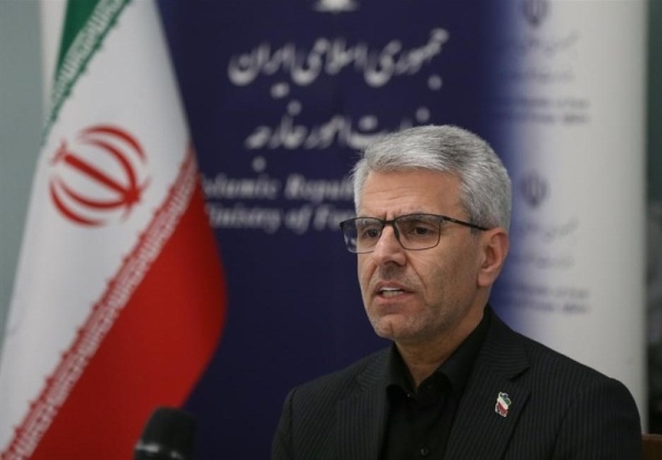 إيران تعلن استمرار المباحثات مع ع مان بشأن الملاحة في مضيق هرمز إيران تعلن استمرار المباحثات مع ع مان بشأن الملاحة في مضيق هرمز
