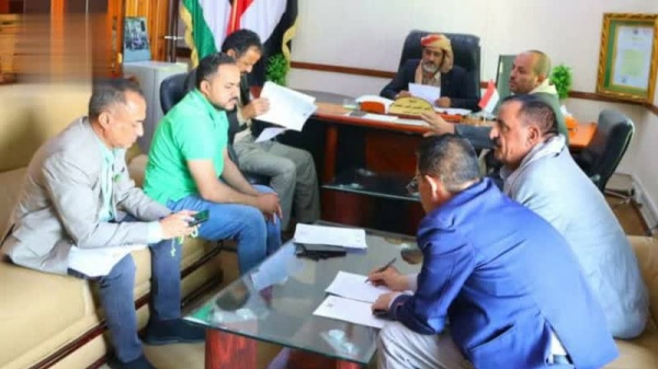 مناقشة الجوانب المتصلة بتحصيل ضريبة مبيعات القات مناقشة الجوانب المتصلة بتحصيل ضريبة مبيعات القات
