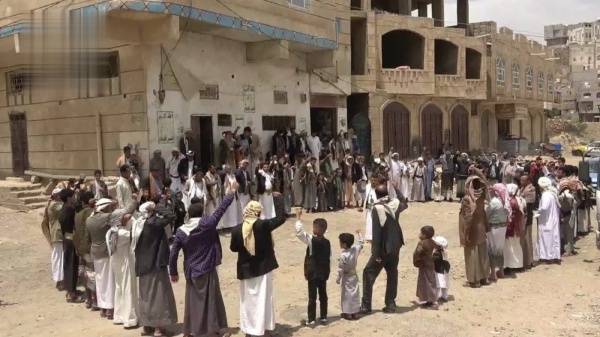 وقفات حاشدة في العاصمة استعداد ا للخروج المليوني المشرف بذكرى المولد النبوي وقفات حاشدة في العاصمة استعداد ا للخروج المليوني المشرف بذكرى المولد النبوي