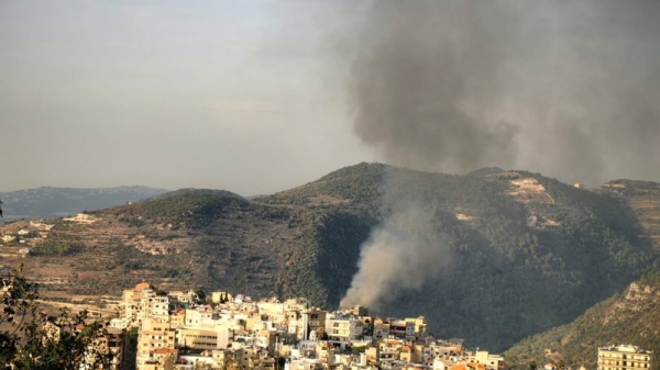 لبنان شهيد و11 جريحا إثر غارة صهيونية على مصلى بلدة تبنين