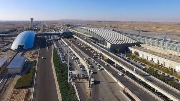 إيران تؤكد أمان أجوائها للرحلات الدولية وتدعو لاستخدامها بثقة