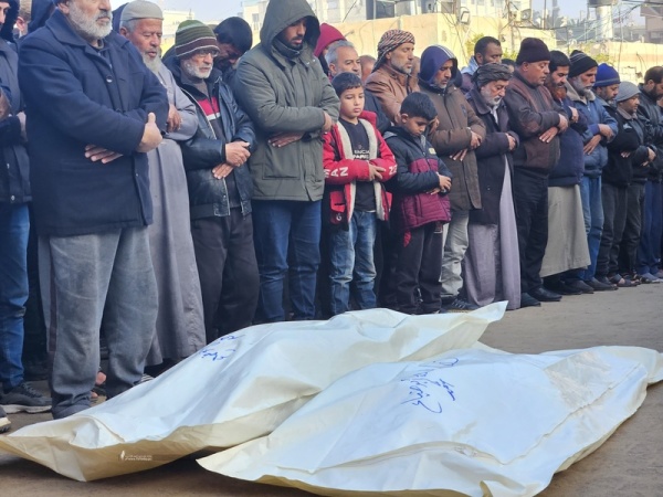 استشهاد 3 فلسطينيين وإصابة آخرين في خروقات للعدو الصهيوني بغزة استشهاد 3 فلسطينيين وإصابة آخرين في خروقات للعدو الصهيوني بغزة