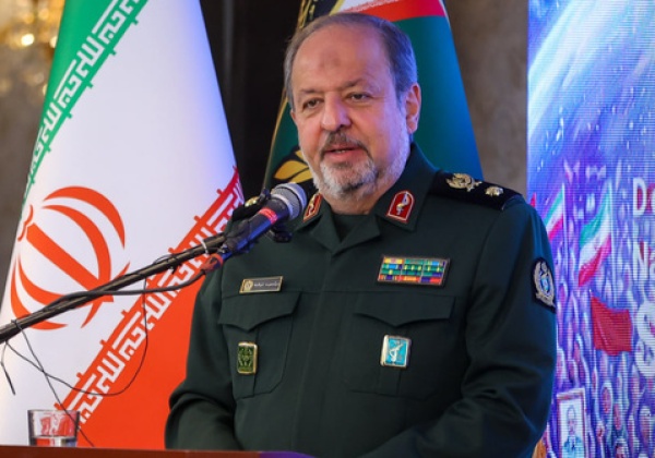 إيران الادعاء بتدمير الصناعات الدفاعية لن يغير شيئ ا إيران الادعاء بتدمير الصناعات الدفاعية لن يغير شيئ ا