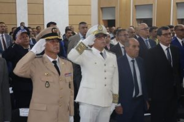 عامل إقليم تازة يترأس مراسيم الإنصات للخطاب الملكي السامي بمناسبة عيد العرش المجيد ويشرف على توشيح عدد من الموظفين بأوسمة ملكية شريفة عامل إقليم تازة يترأس مراسيم الإنصات للخطاب الملكي السامي بمناسبة عيد العرش المجيد ويشرف على توشيح عدد من الموظفين بأوسمة ملكية شريفة