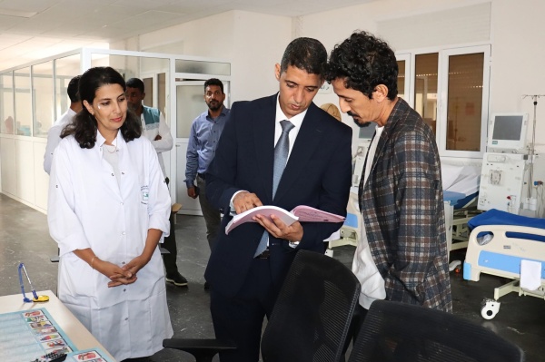 مدير عام المجموعة الصحية الترابية العيون الساقية الحمراء يتفقد المؤسسات الصحية بإقليم طرفاية لتعزيز جودة الخدمات الصحية