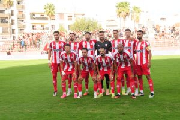النادي المكناسي يحقق فوزا ثمينا على اتحاد تواركة و يعتلي صدارة البطولة مؤقتا النادي المكناسي يحقق فوزا ثمينا على اتحاد تواركة و يعتلي صدارة البطولة مؤقتا