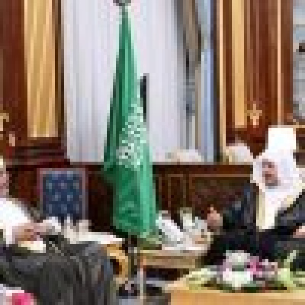 رئيس مجلس الشورى يستقبل الأمين العام للاتحاد البرلماني العربي