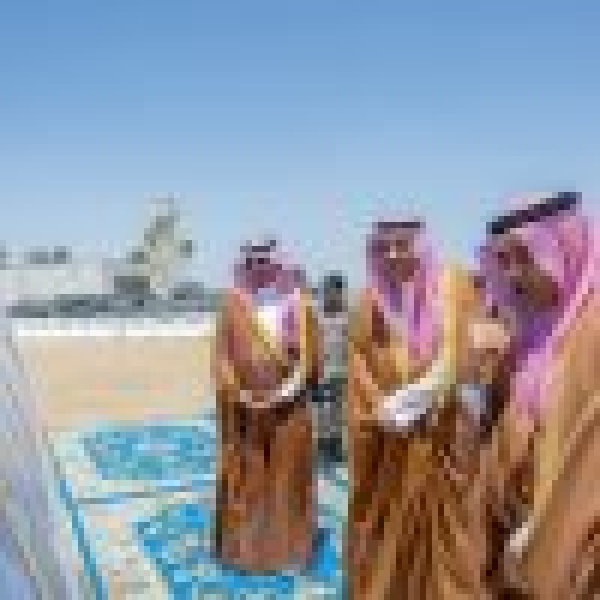 اطلعا على سير الأعمال ومراحل التنفيذ أمير منطقة الباحة ونائبه يتفقدان مشروع تطوير مطار الملك سعود الدولي اطلعا على سير الأعمال ومراحل التنفيذ أمير منطقة الباحة ونائبه يتفقدان مشروع تطوير مطار الملك سعود الدولي