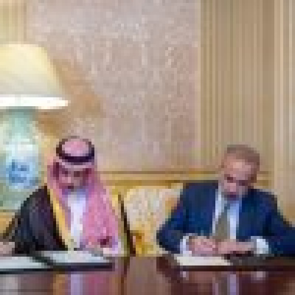 وزير الخارجية ووزير خارجية البرتغال يوقعان اتفاقية الإعفاء المتبادل من التأشيرات لحاملي الجوازات الدبلوماسية والخاصة