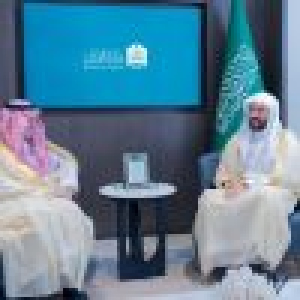 وزير العدل ورئيس ديوان المظالم يستعرضان أوجه التعاون وفرص تطوير العمل المشترك وزير العدل ورئيس ديوان المظالم يستعرضان أوجه التعاون وفرص تطوير العمل المشترك