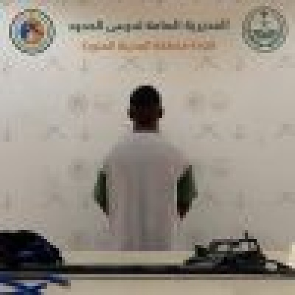 دوريات حرس الحدود بالمدينة المنورة تقبض على شخص لمخالفته الأنظمة البحرية بالمملكة