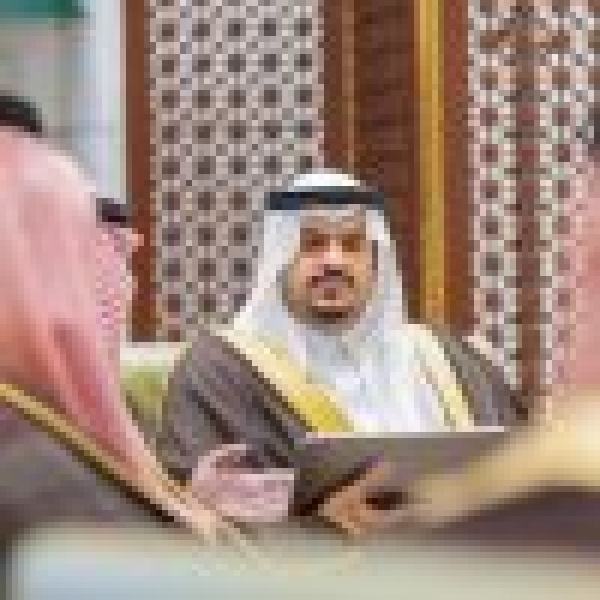 نائب أمير الرياض يط لع على جهود فرع وزارة التجارة الرقابية بالمنطقة نائب أمير الرياض يط لع على جهود فرع وزارة التجارة الرقابية بالمنطقة