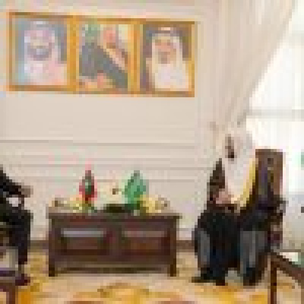 وزير الشؤون الإسلامية يستقبل وزير الشؤون الإسلامية والأوقاف بجمهورية المالديف وزير الشؤون الإسلامية يستقبل وزير الشؤون الإسلامية والأوقاف بجمهورية المالديف