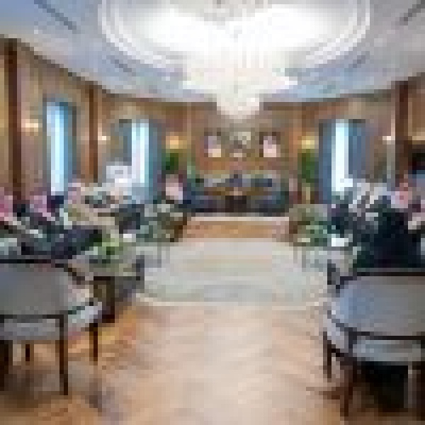 بمناسبة تعيينهم حديث ا أمير الحدود الشمالية يستقبل أعضاء مجلس المنطقة بمناسبة تعيينهم حديث ا أمير الحدود الشمالية يستقبل أعضاء مجلس المنطقة