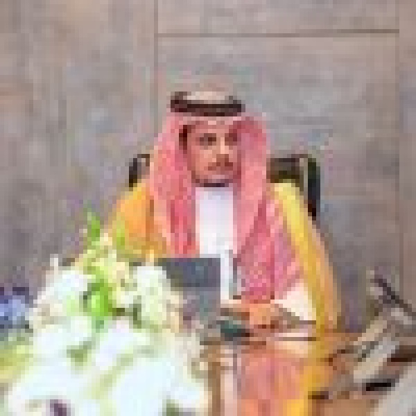 أمين حائل يناقش تطوير قطاع التاجر المتنقل بالمنطقة أمين حائل يناقش تطوير قطاع التاجر المتنقل بالمنطقة