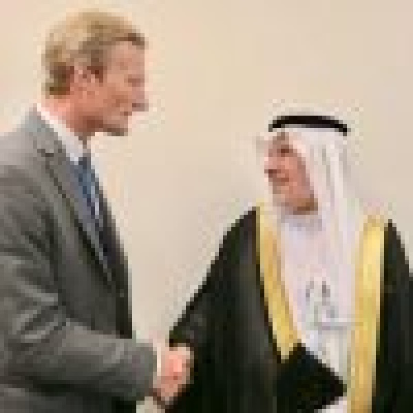 المشرف العام على مركز الملك سلمان للإغاثة يلتقي عدد ا من مسؤولي العمل الإغاثي والإنساني على هامش أعمال الجمعية العامة للأمم المتحدة المشرف العام على مركز الملك سلمان للإغاثة يلتقي عدد ا من مسؤولي العمل الإغاثي والإنساني على هامش أعمال الجمعية العامة للأمم المتحدة