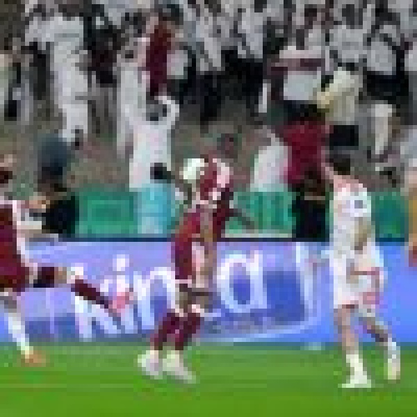 كأس الخليج العربي قطر تتجاوز البحرين بثنائية في افتتاح مشوارهما بـ خليجي 27 كأس الخليج العربي قطر تتجاوز البحرين بثنائية في افتتاح مشوارهما بـ خليجي 27