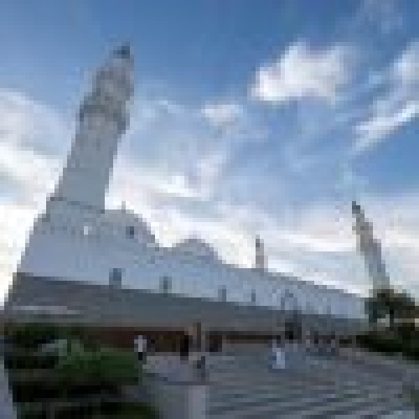 إطلاق خريطة تاريخية للتعريف بالمساجد والمواضع التي صلى فيها الرسول صلى الله عليه وسلم بالمدينة المنورة إطلاق خريطة تاريخية للتعريف بالمساجد والمواضع التي صلى فيها الرسول صلى الله عليه وسلم بالمدينة المنورة