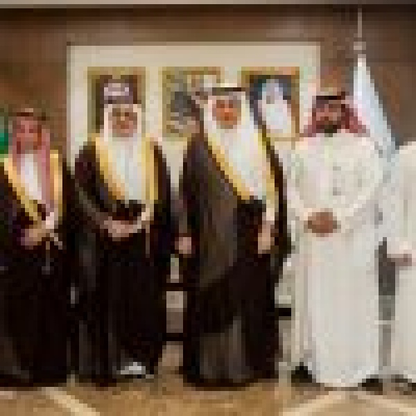 بما يعزز كفاءة أعمال الرصد والحماية ويدعم البحث العلمي وزير البيئة يدش ن المنصة الوطنية للحياة الفطرية فطري